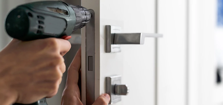 Locksmith For Lock Replacement Near Me in Clark, NJ