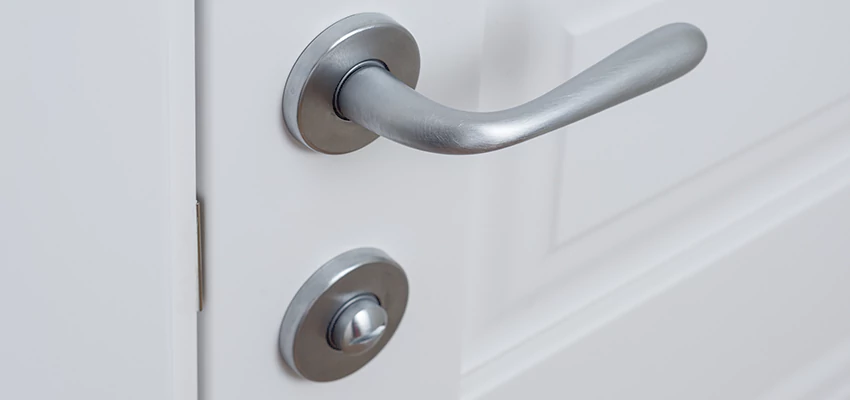 Single-Occupancy Restroom Locks Repair in Clark, New Jersey